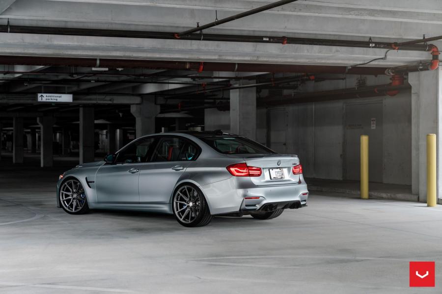  BMW M3 Sedan on Vossen Wheels (HF-3) 2019 года  (фото 9 из 14)